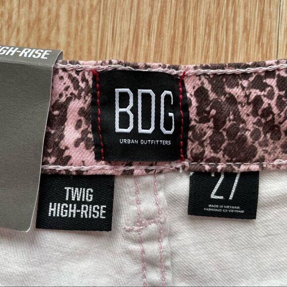 NWT BDG Urban Outfitters Pink Snakeskin Print High-Rise Skinny Jeans - Picture 3 of 10